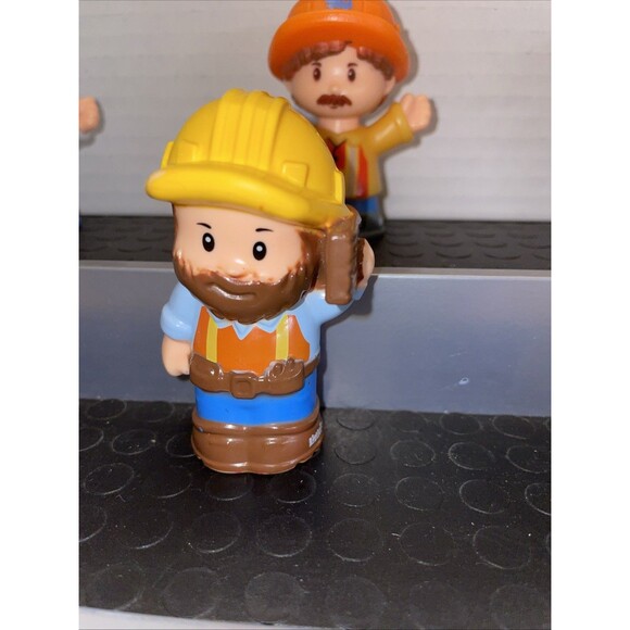 Fisher Price Little People Mixed Lot of 9 Figures - Workers Helpers Jobs - Picture 4 of 9